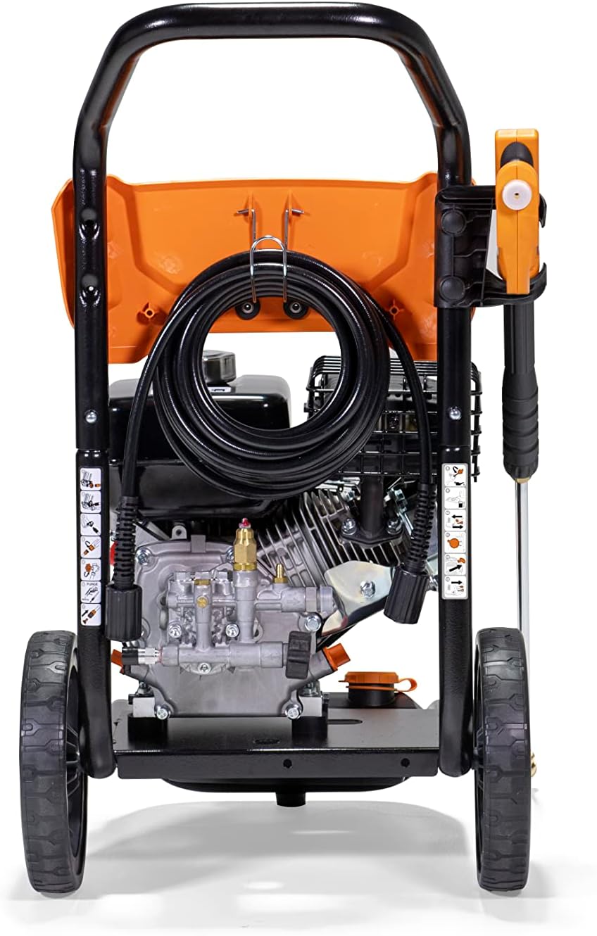 Generac 8899 3100 PSI 2.4 GPM Gas Powered Residential Pressure Washer