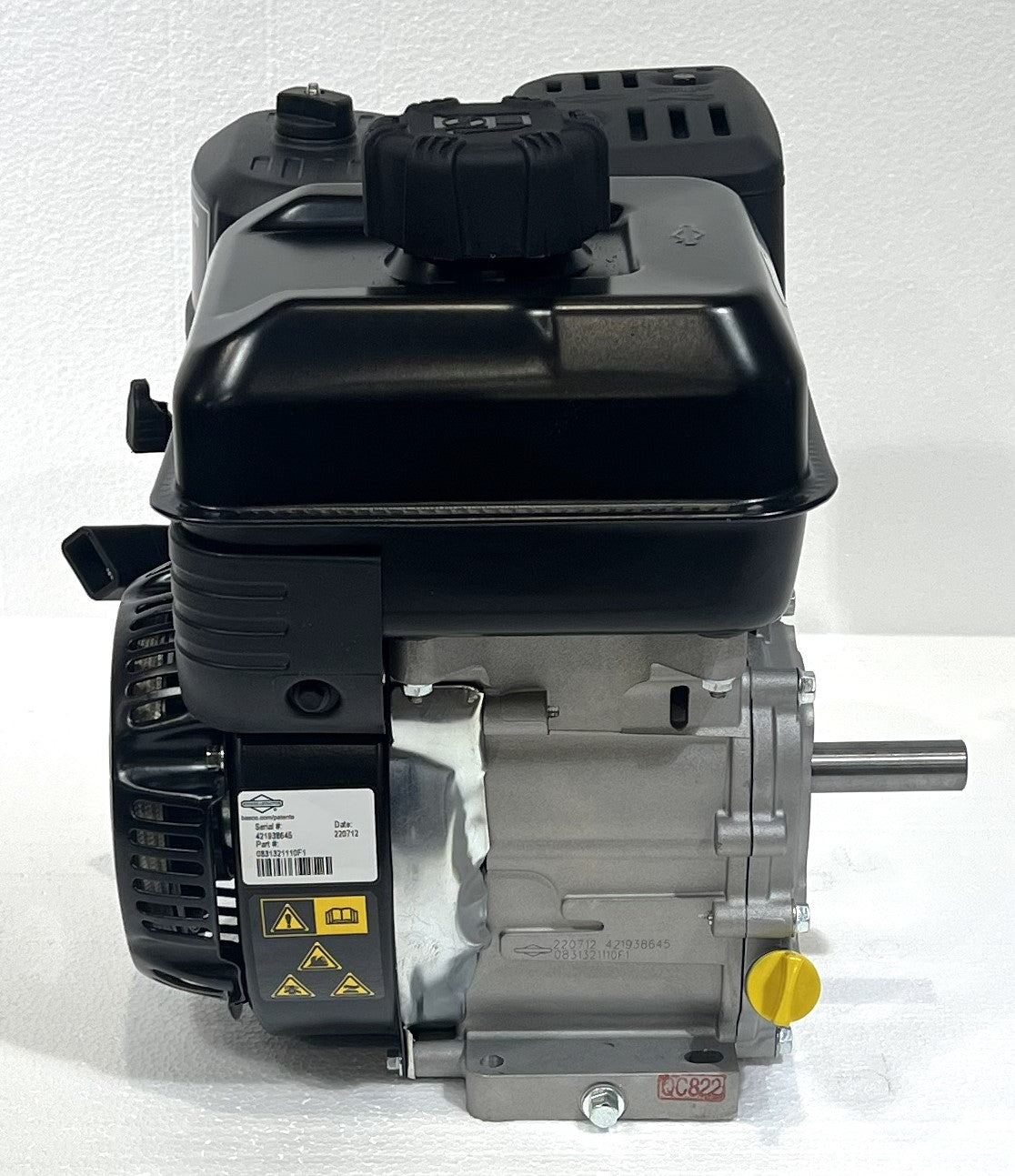 Briggs and Stratton 3.5hp XR Series Engine 127cc OHV 3/4" x 2-27/64" #83132-1110