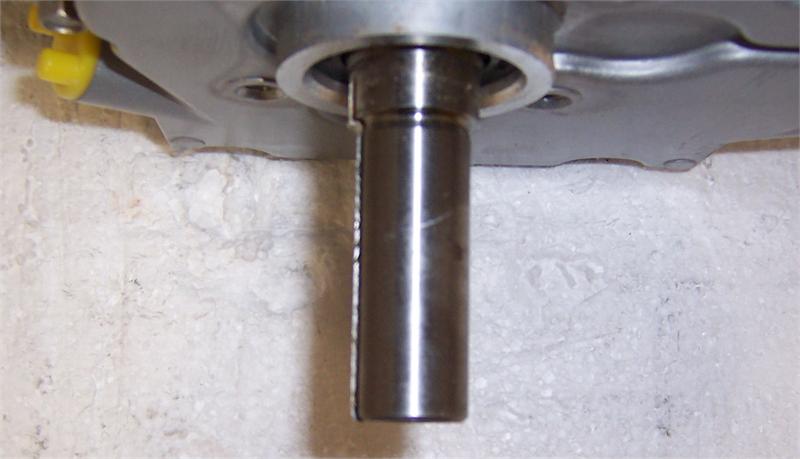 Briggs & Stratton Snow Engine 11.5 TP 7/8" x 2-13/16" ES #15C104-3022