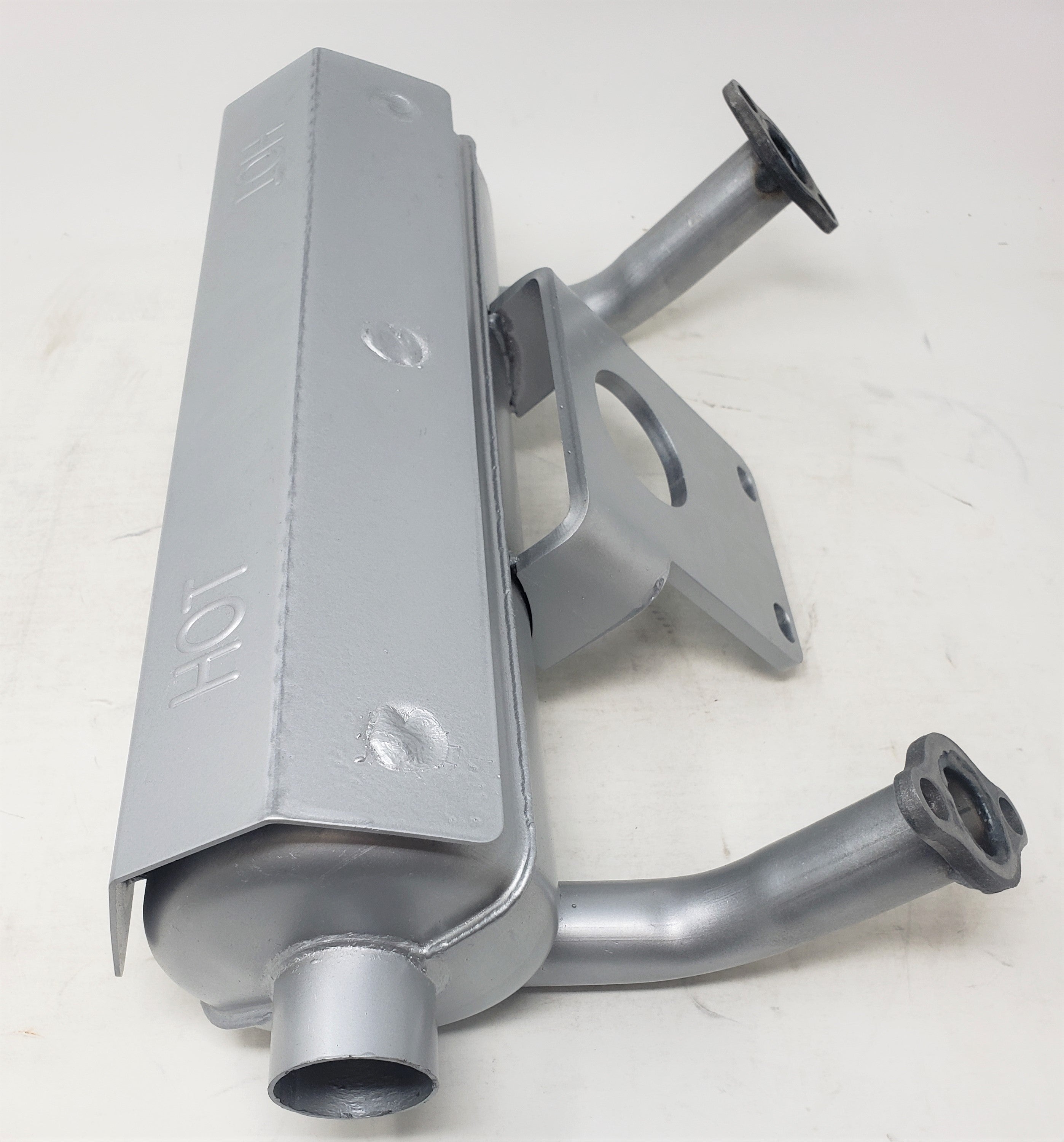 Horizontal Right Mount Muffler GX630, GX660, GX690 Replaces Honda V2MFLRHIR #MUF-1395.SIL