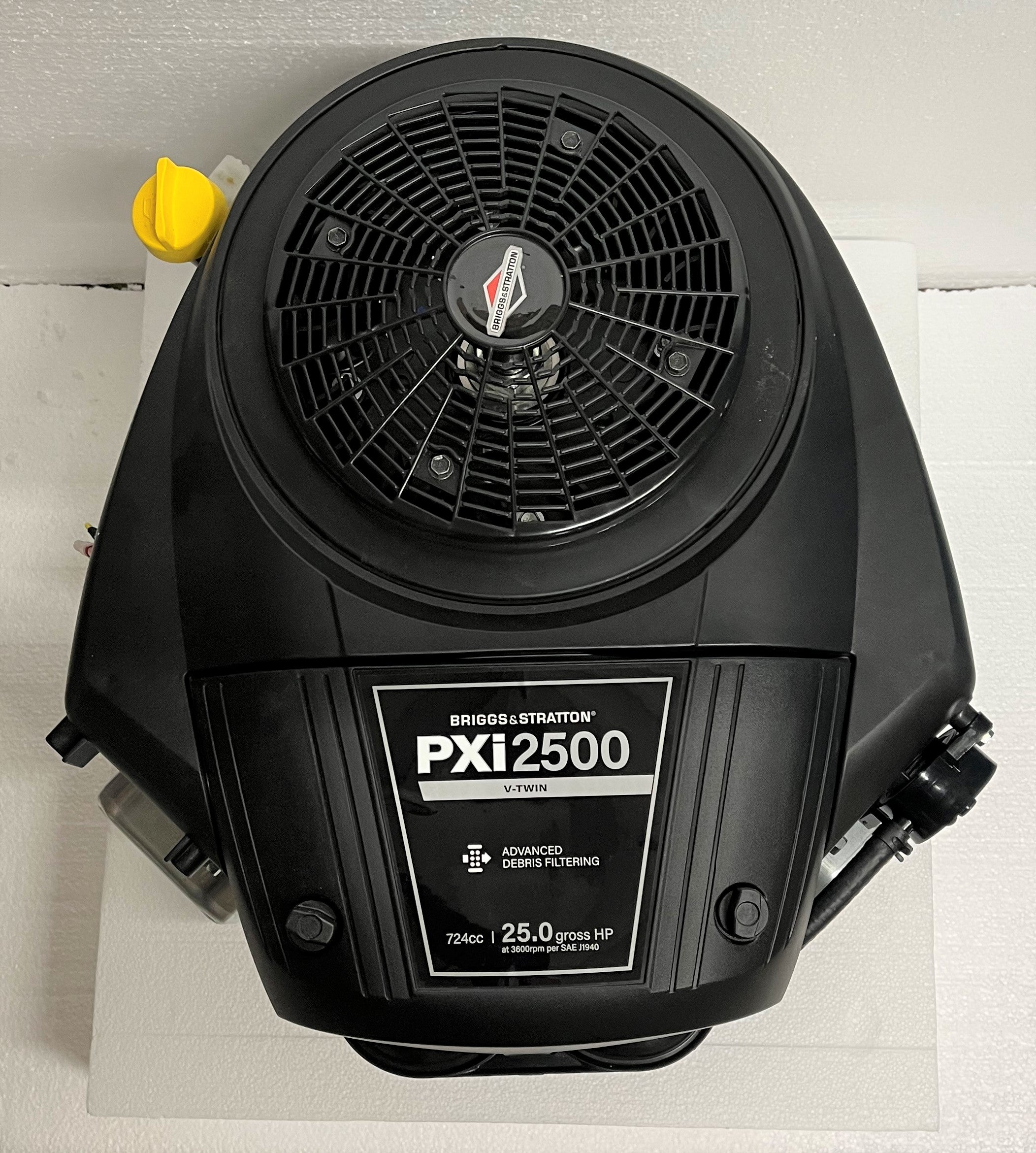 Briggs & Stratton 25 HP 724cc Professional Series Engine 1" x 3-5/32" 16 Amp #44S977-0016