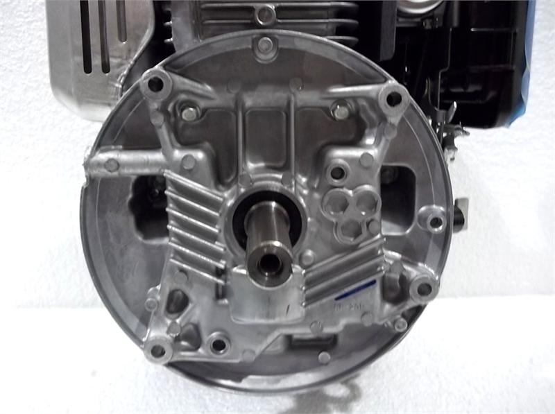 Honda Vertical Engine 4.4 Net HP 160cc OHC 7/8" x 3-5/32 #GCV160-A1A