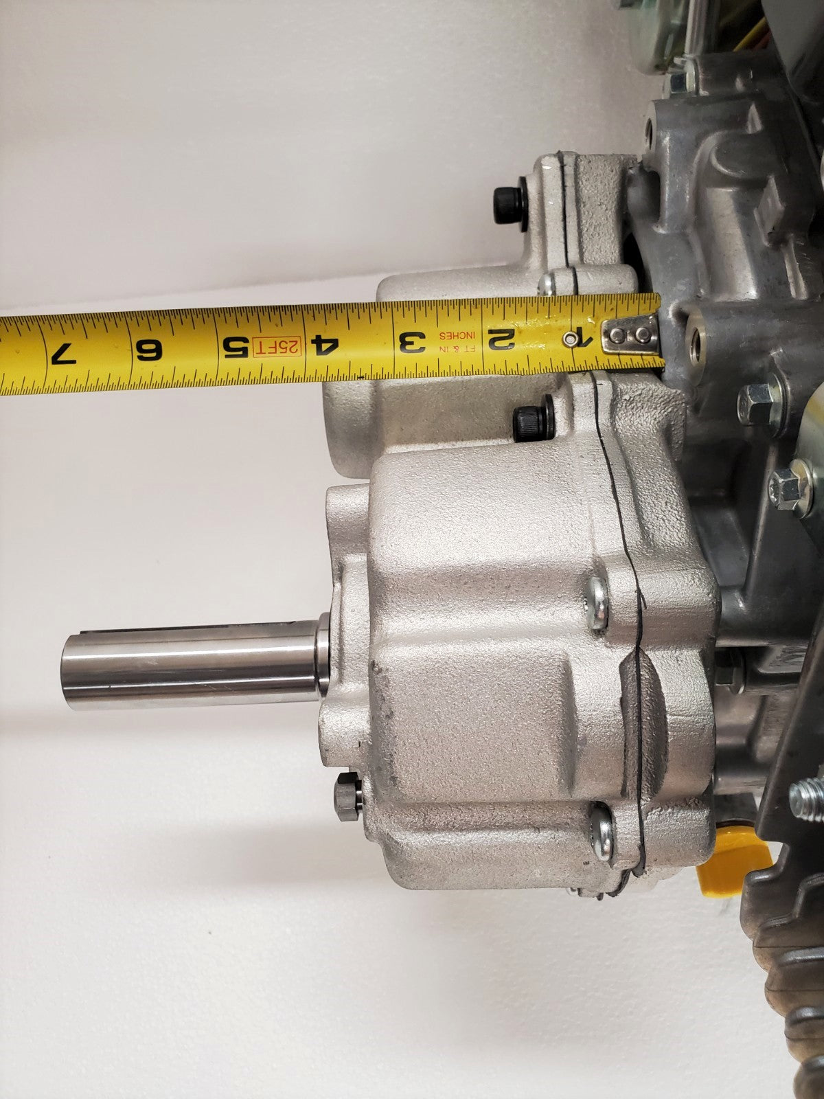 Noram Straight 6:1 reduction for 1" Keyed Shaft Engines #61100