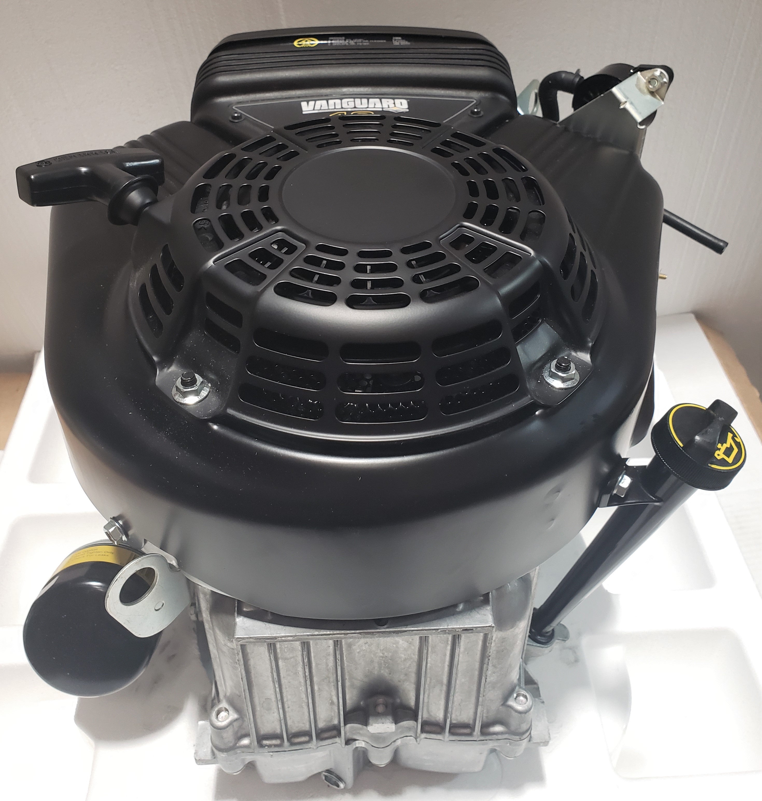 Briggs & Stratton 16 HP Vanguard Vertical Shaft Engine Recoil Start 1" x 3-5/32" #305772-0163